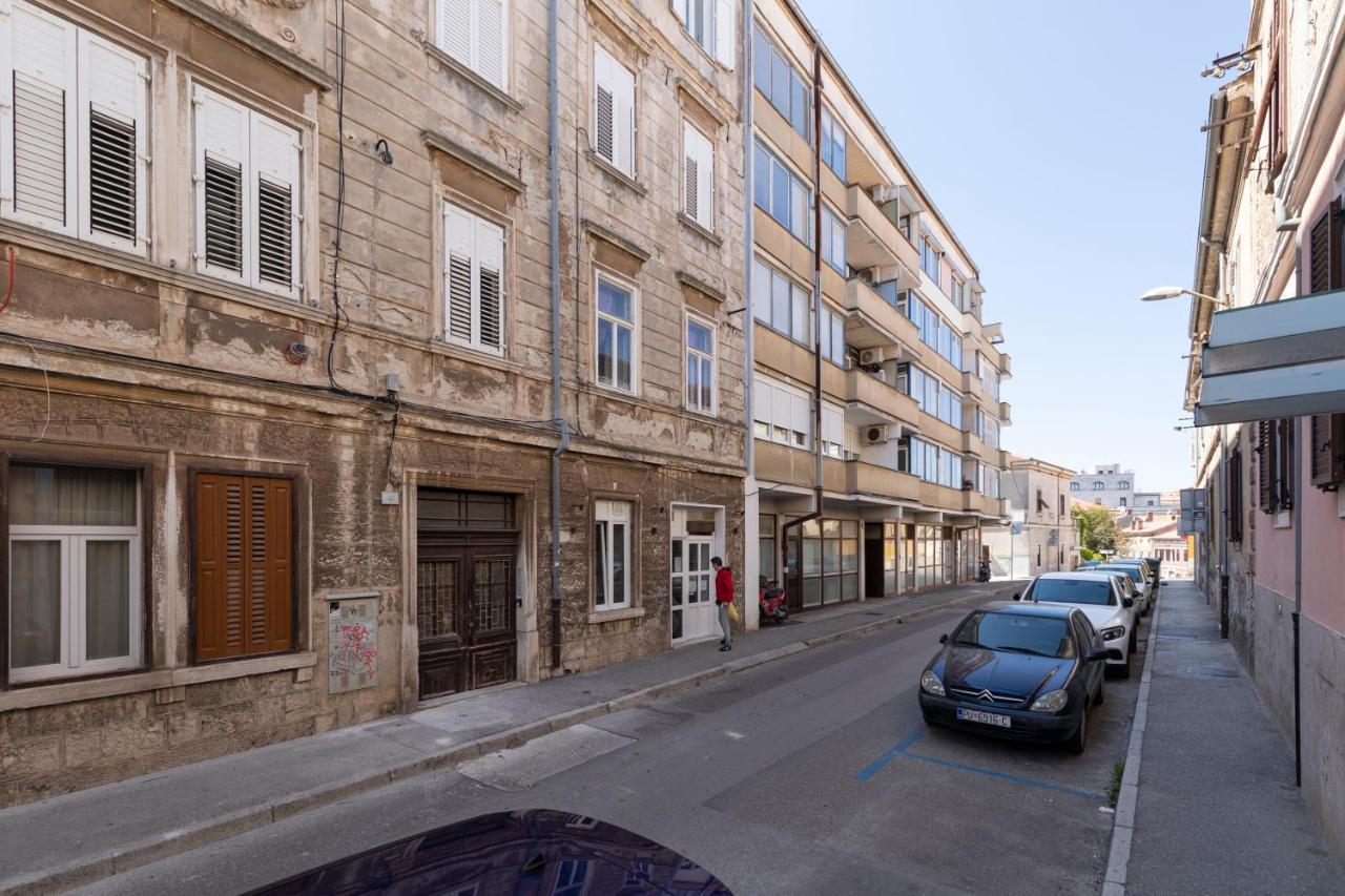 Centar City Pula Apartments Экстерьер фото